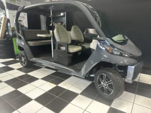 2025 Club Car CRU 6 Passenger Electric Golf Carts for Sale (4)