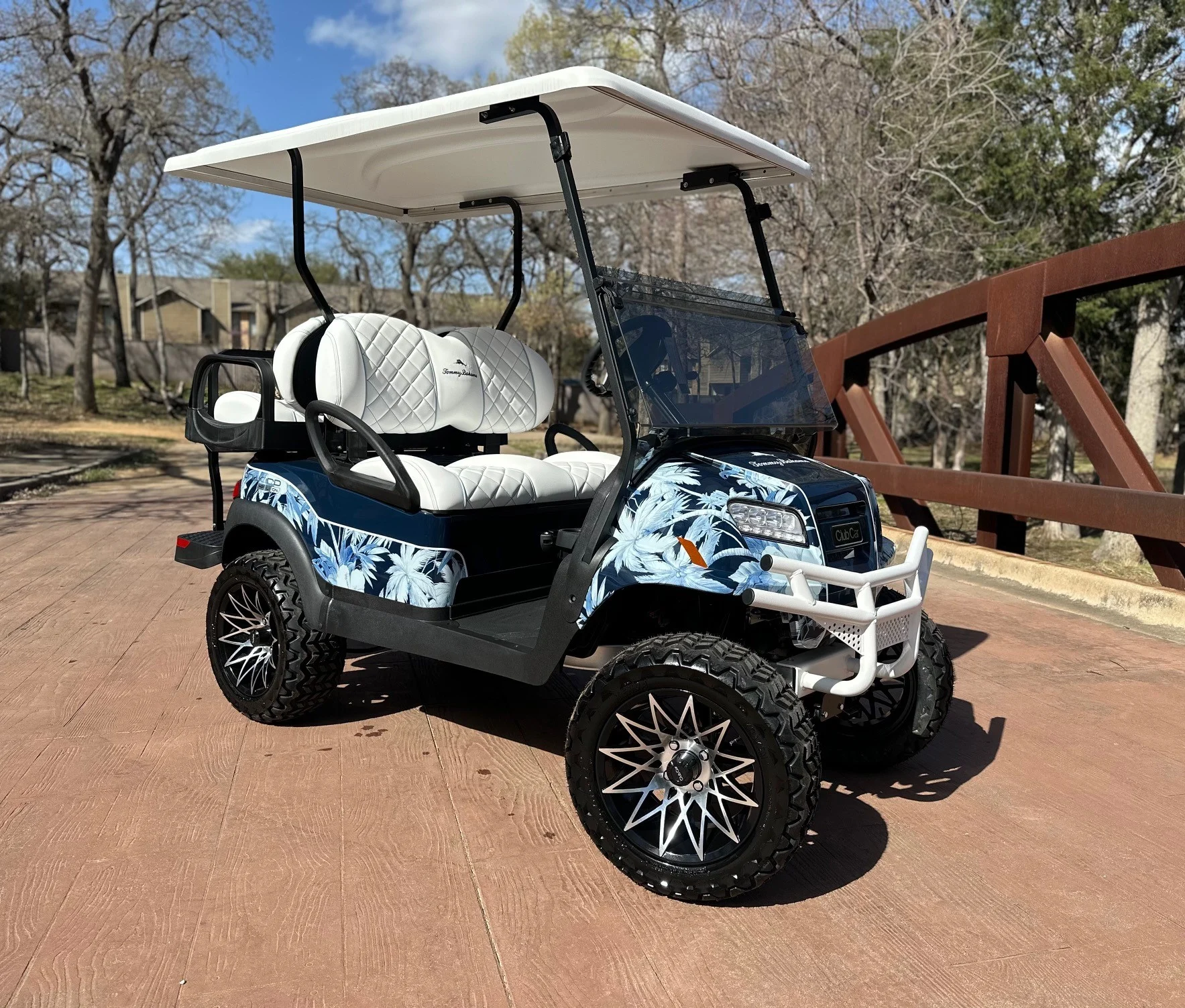 2025 Club Car Onward Tommy Bahama Special Edition 4 Passenger Lifted HP Lithium Ion Golf Carts for Sale (1)